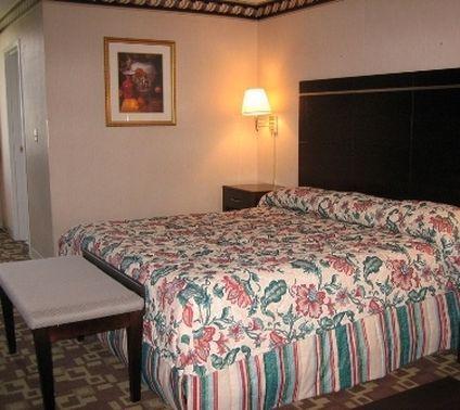 The Atrium Hotel And Conference Center Springdale Habitación foto